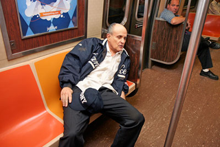 Giuliani does not notice onlookers.